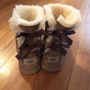 Little girls UGG Bailey Bow Boots